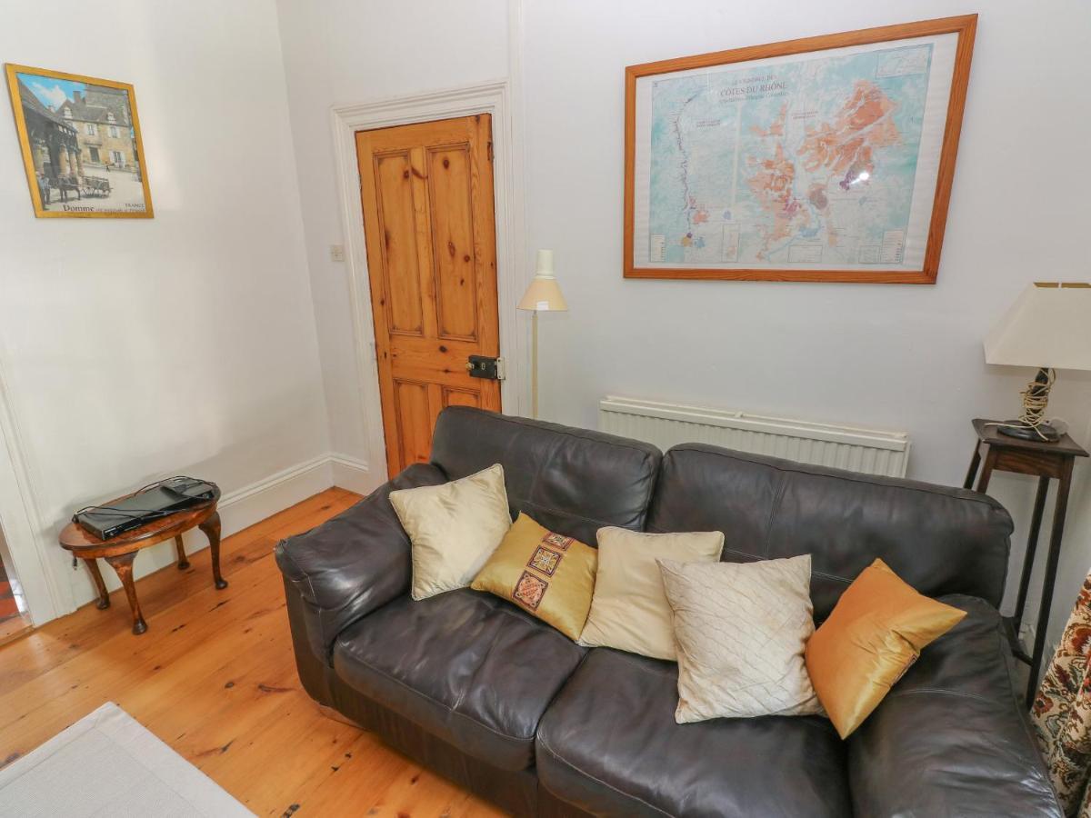 Hawthorn House Villa Pembroke Bagian luar foto